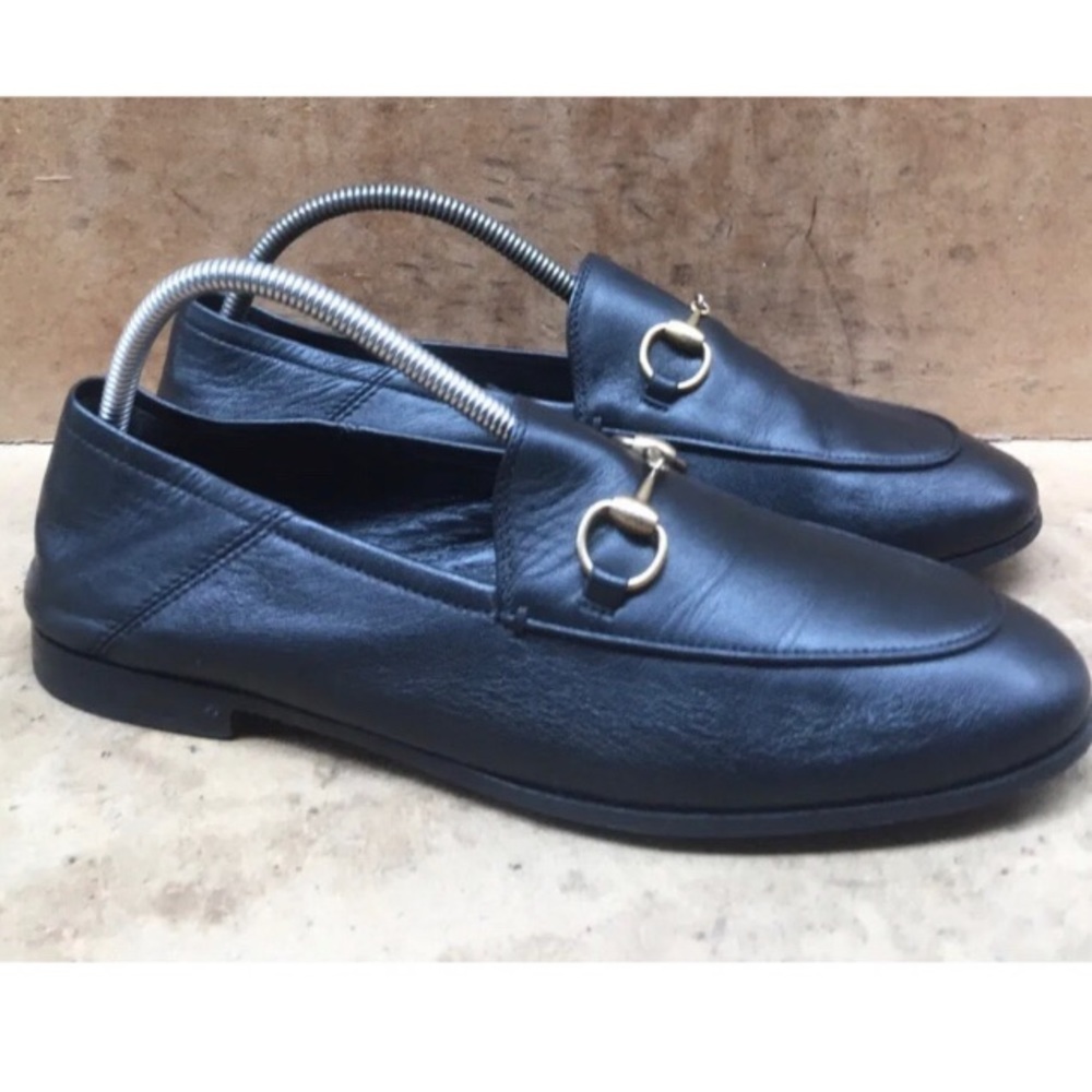 Gucci Black Leather Loafers with Gold Horsebit - Picture 4 of 13